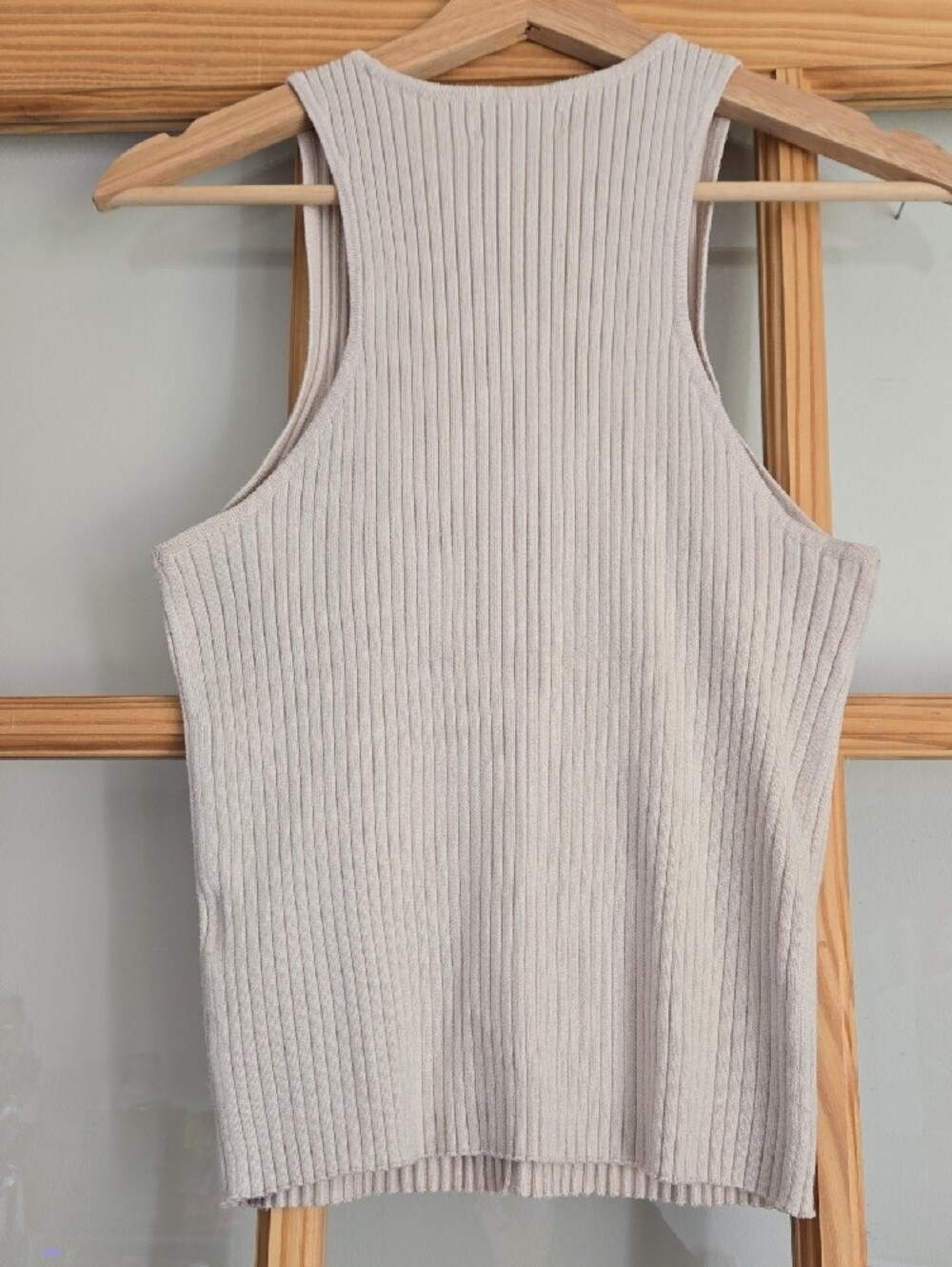 Calvin Klein Jeans Cream Ribbed Button-Front Tank Small - Picture 7 of 7